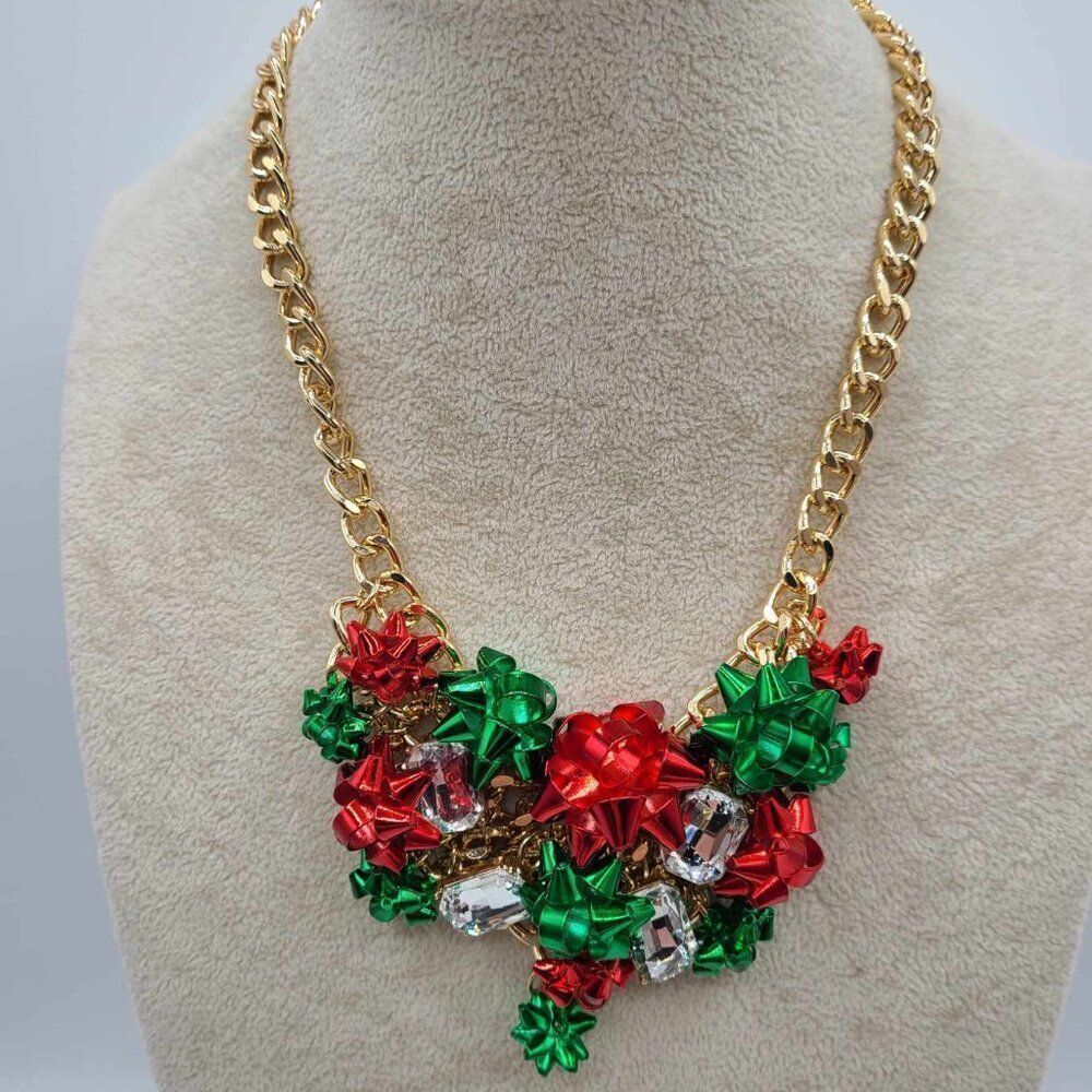 Betsey Johnson Bow Statement Necklace NWT!  NEW!